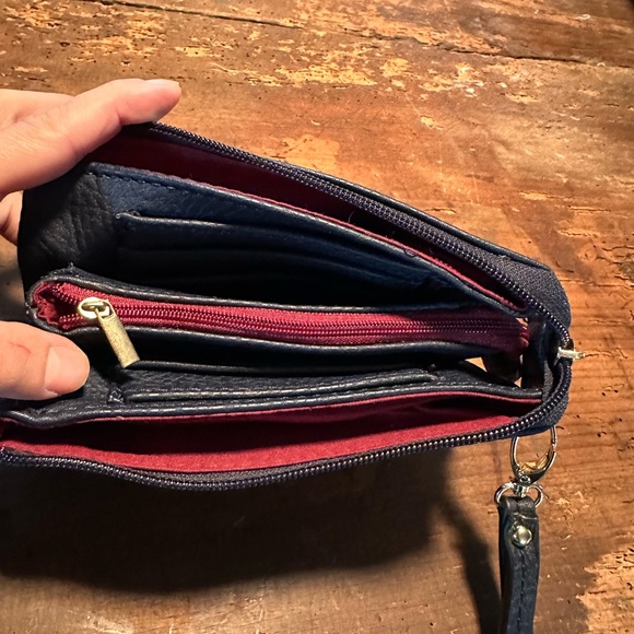 Wristlet - Picture 2 of 3